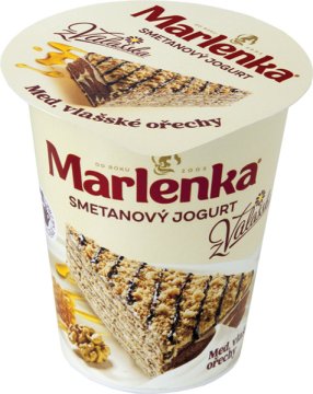 Smetanový jogurt z Valašska s příchutí medového dortu Marlenka vlašské ořechy 8%, 150 g