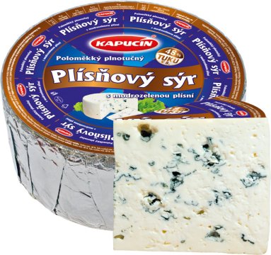 sýr s modrozelenou plísní uvnitř hmoty